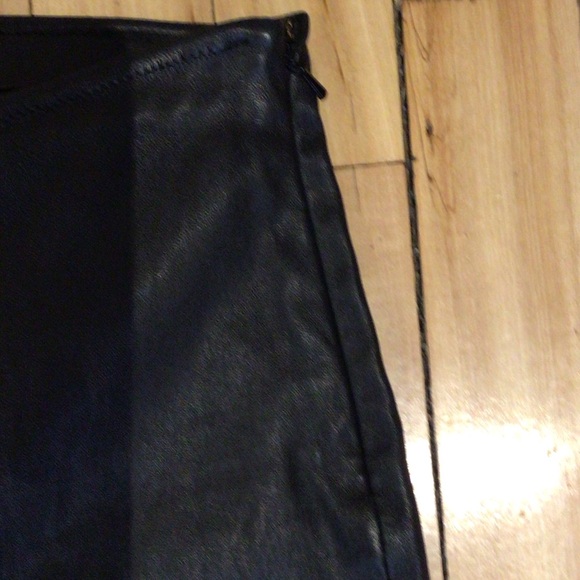 Massimo Dutti Charcoal elastic leather  Black Pants - Picture 3 of 4
